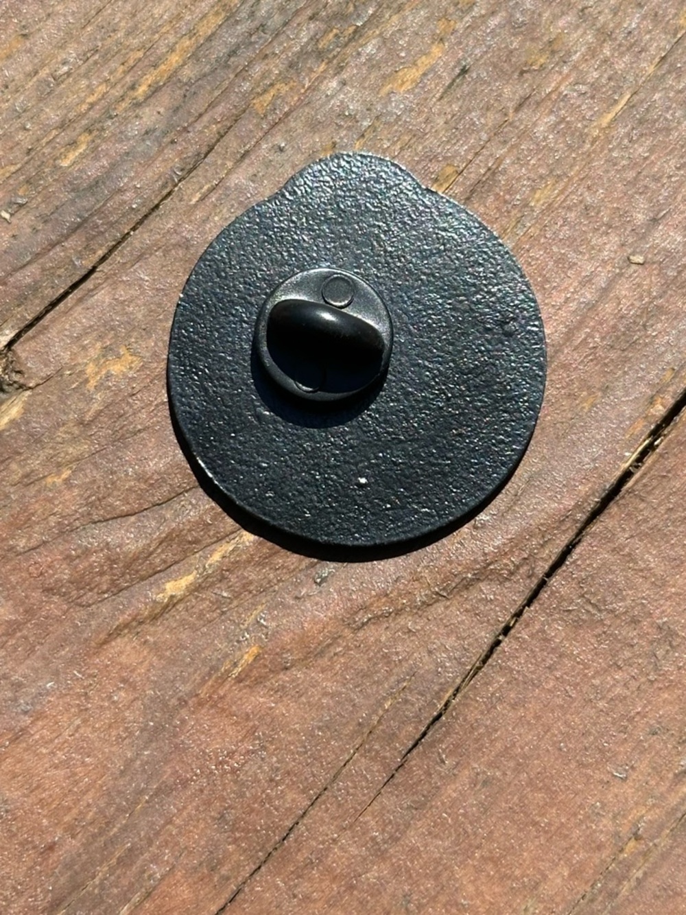 NEW Ghost Face Enamel Pin - Picture 2 of 2